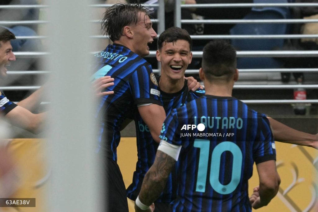 Inter Milan strike late to beat Urawa Reds at Club World Cup