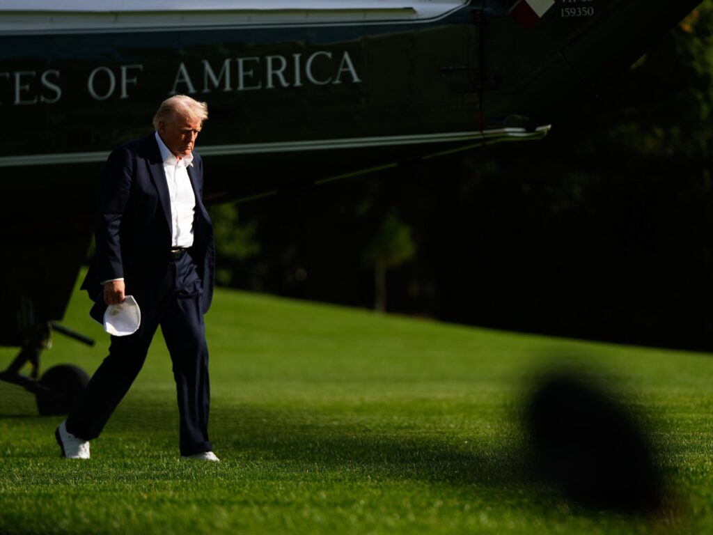 Trump to meet Republican, Democratic leaders as US gov’t shutdown looms | Donald Trump News