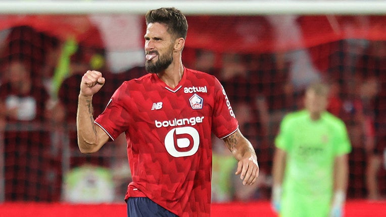 Purée, Olivier Giroud est encore trop fort au foot